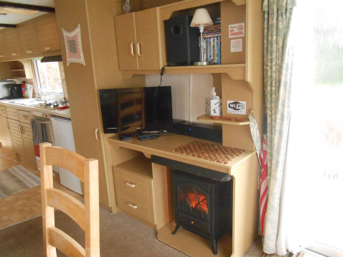 'The Cabin'. A Cosy Private & Secure Holiday Home. Padeswood Exterior foto